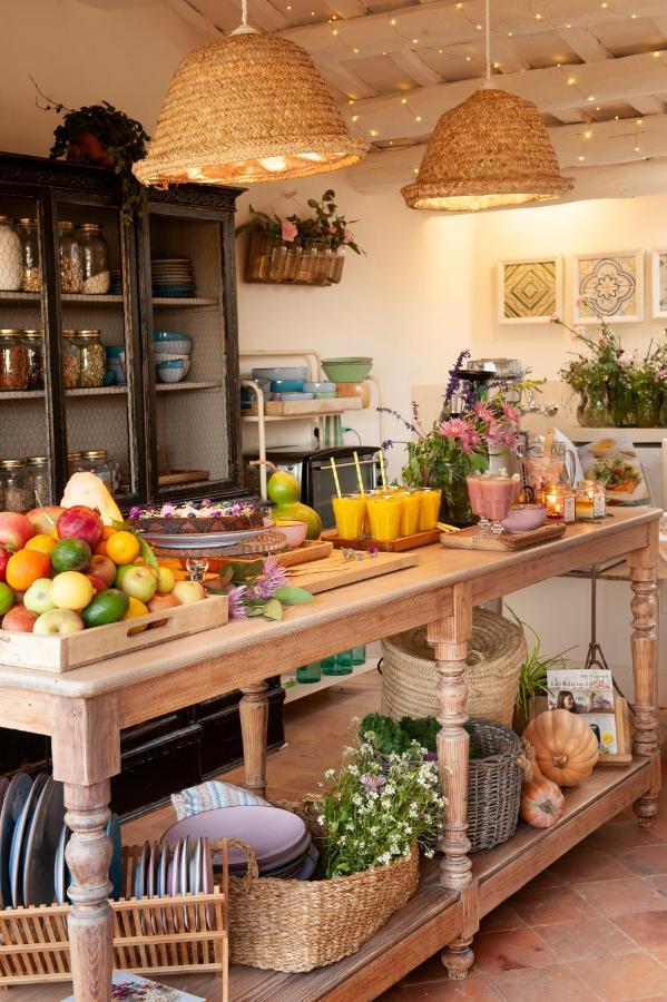 Arkhe Boutique Bed & Breakfast Pals